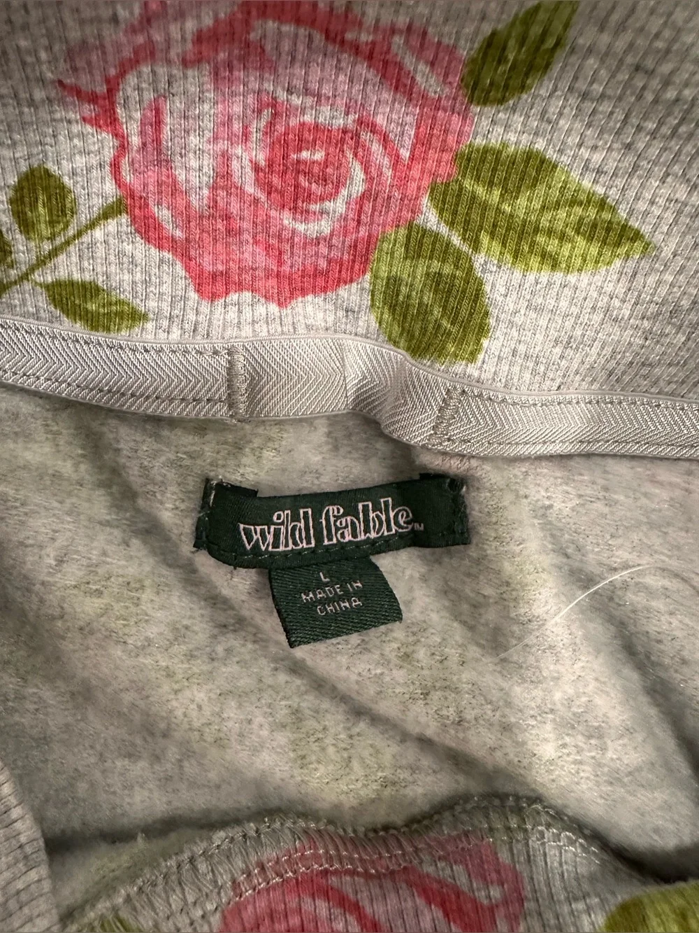 Target Wild Fable Gray Pink Floral Mock Neck
Sweatshirt & Joggers Set • Size L - Picture 6 of 8